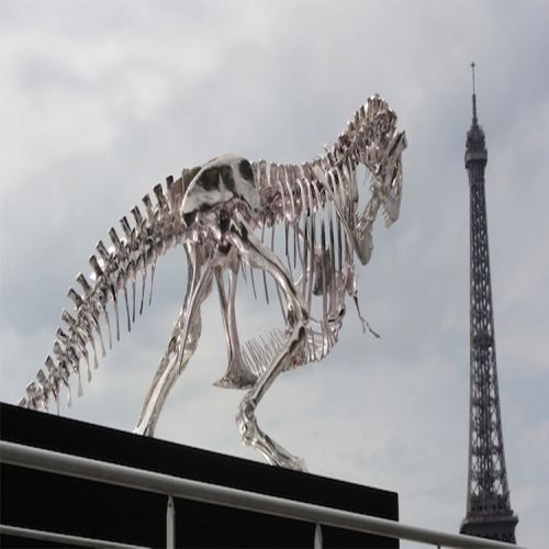 Scheletro di dinosauro a grandezza naturale artificiale