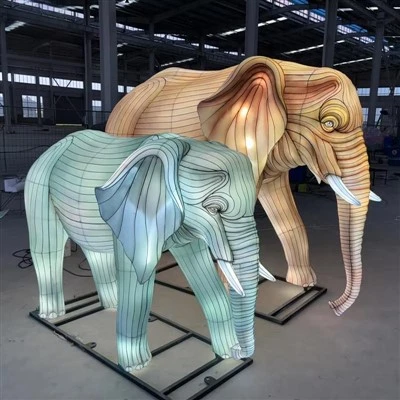 Lanterne cinesi dell'elefante